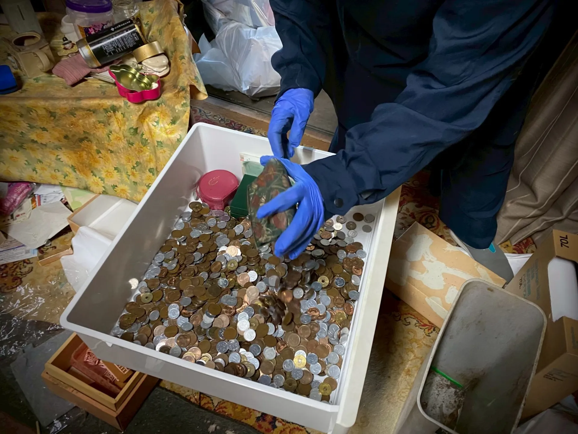遺品整理で保管する現金